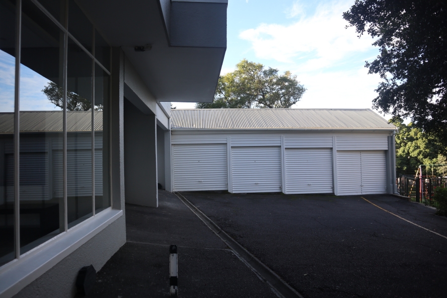 To Let 2 Bedroom Property for Rent in Gardens Western Cape